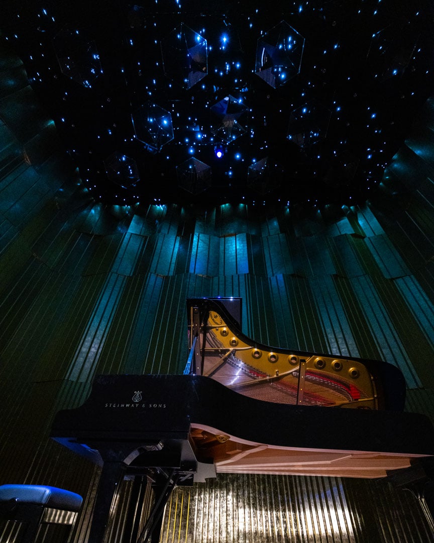 Mobile_Venue_1_864x1080