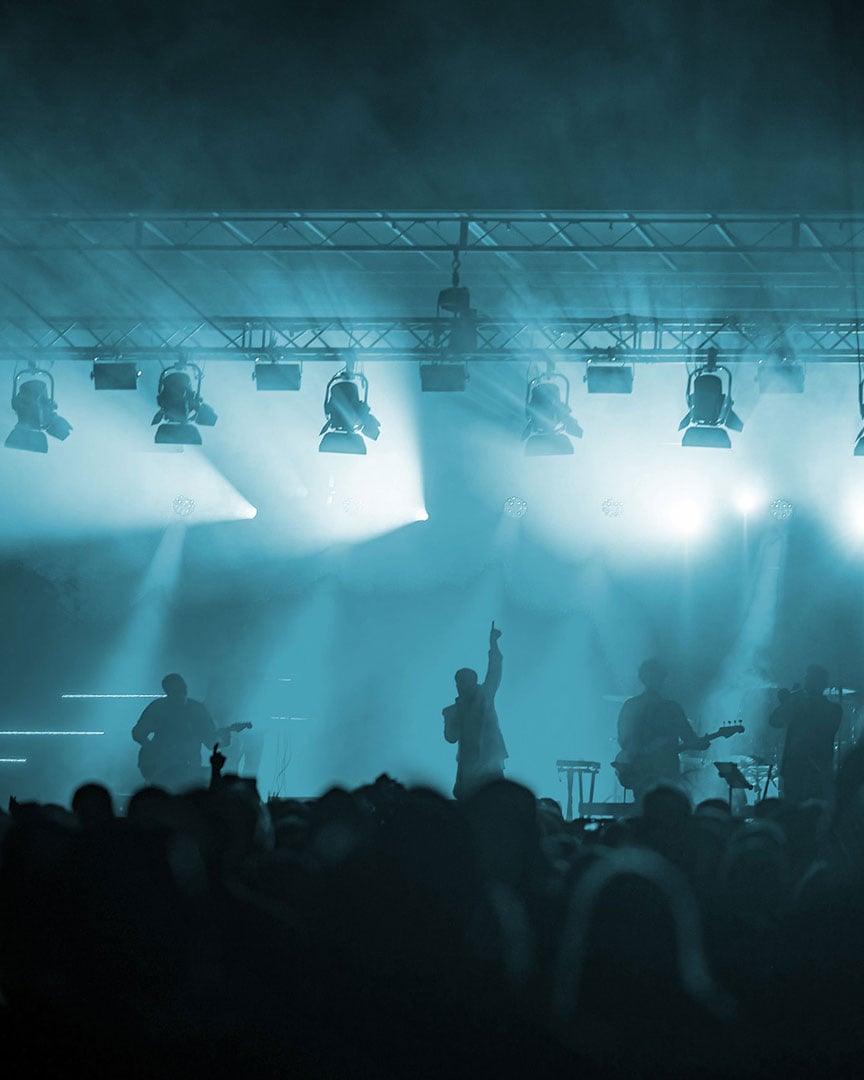 auviso_loesungen-aus-einer-hand_mobile_864x1080